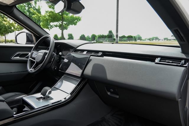Used 2025 Land Rover Range Rover Velar S AWD/4WD image 16