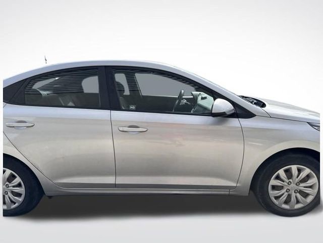 Used 2019 Hyundai Accent SE FWD image 9