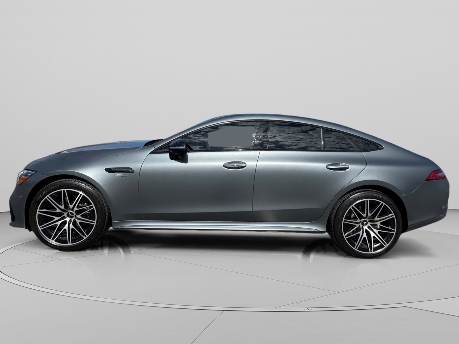 Used 2023 Mercedes-Benz AMG GT 43 image 2