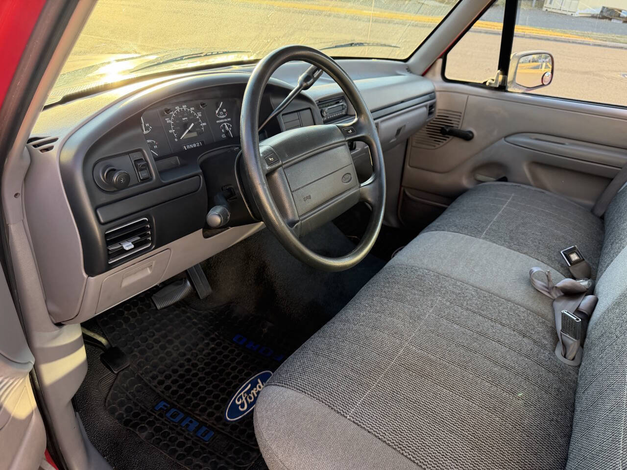 Used 1996 Ford F150 2WD Regular Cab image 18