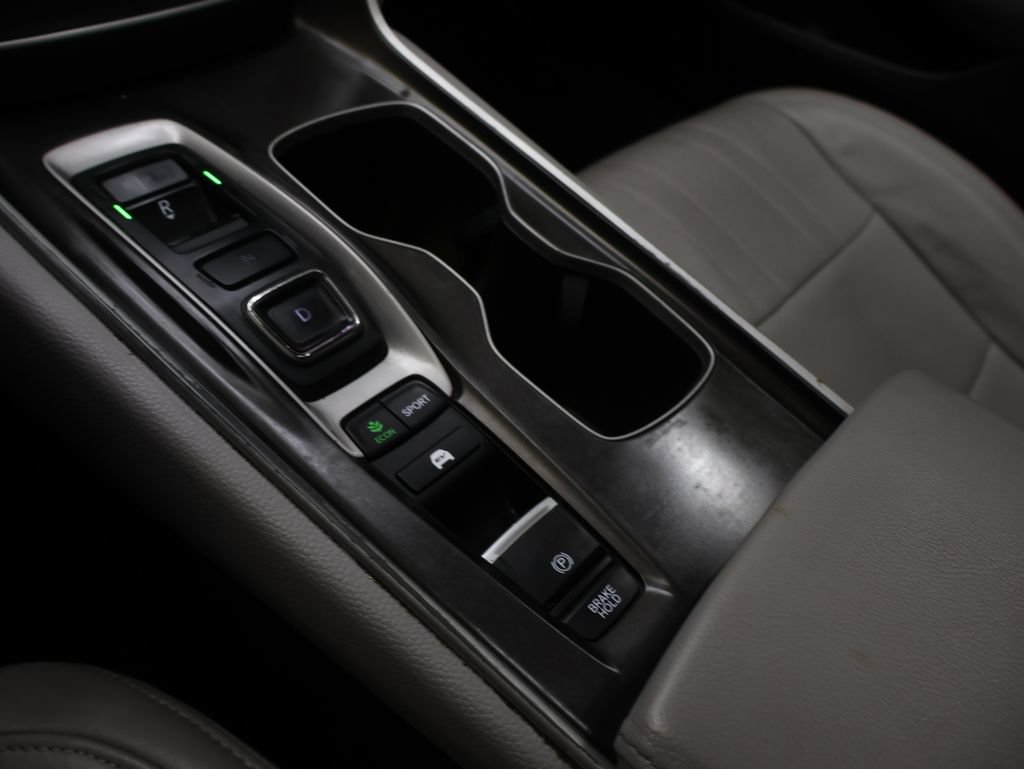 Used 2018 Honda Accord EX image 23