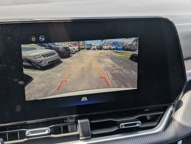 Used 2025 Chevrolet Equinox LT FWD image 22