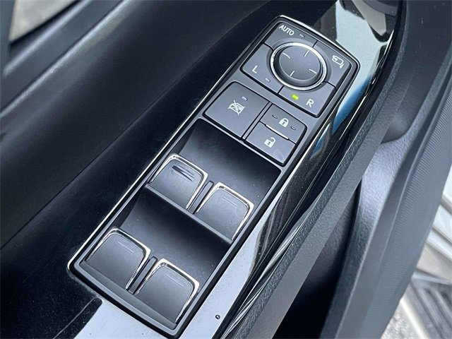 Used 2019 Lexus LX 570 4WD w/ Luxury Package image 15