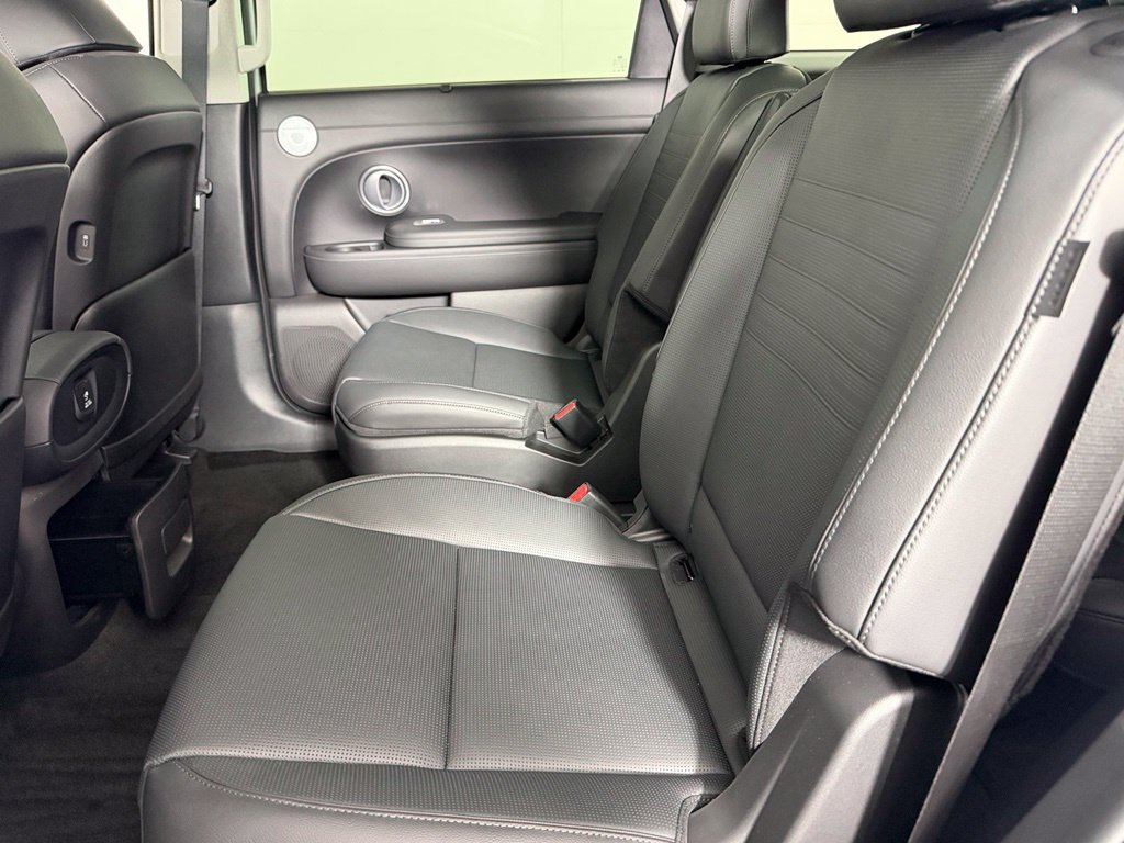 Used 2026 Hyundai Palisade Limited AWD/4WD image 28