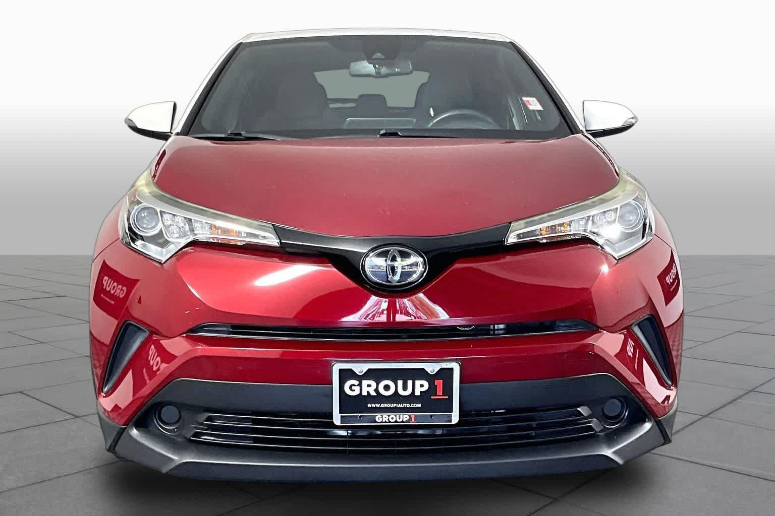 Used 2018 Toyota C-HR XLE FWD image 4