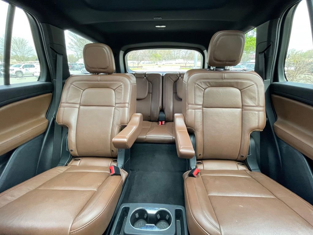 Used 2023 Lincoln Aviator Reserve image 27