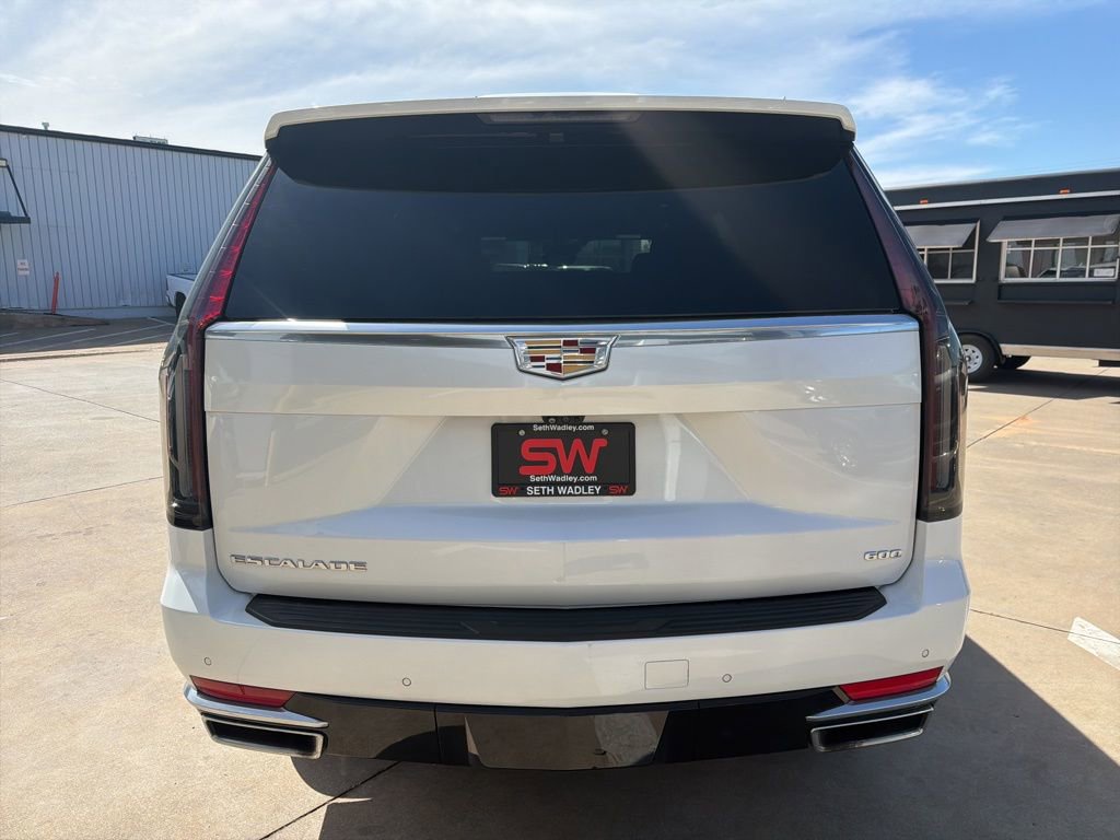 Used 2023 Cadillac Escalade Premium Luxury image 16