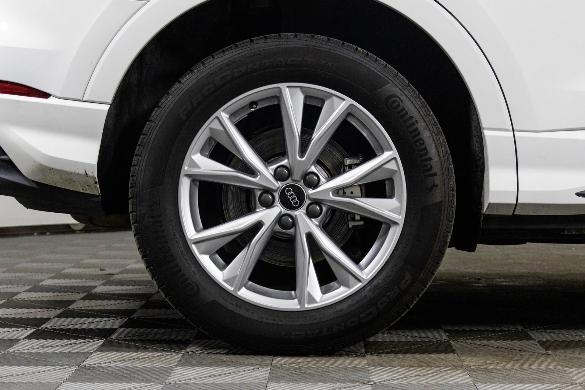 Used 2023 Audi Q3 2.0T Premium image 41