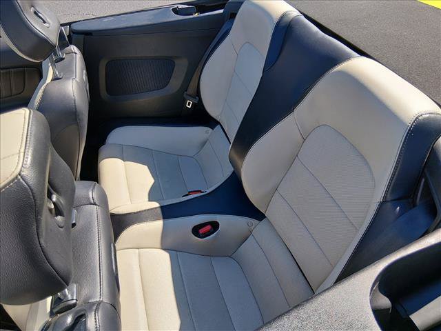 Used 2021 Ford Mustang Premium RWD image 13