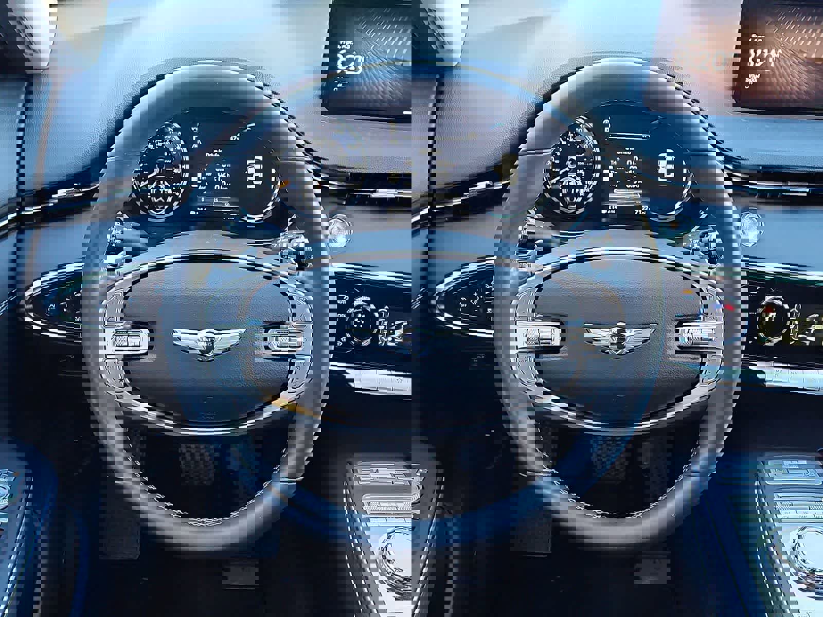 Used 2022 Genesis GV70 2.5T w/ Advanced Package AWD/4WD image 18