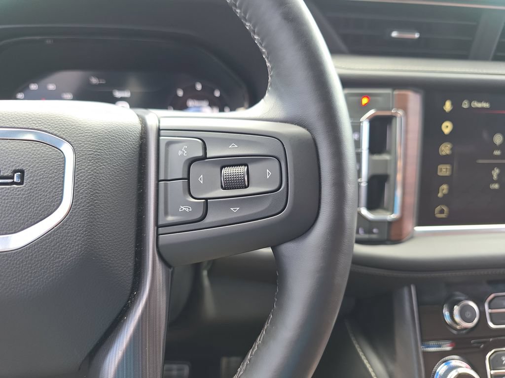 Used 2023 GMC Yukon Denali Ultimate AWD/4WD image 22