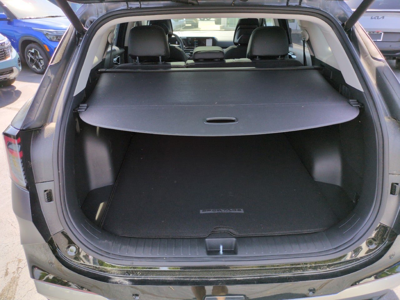 New 2026 Kia Sportage SX FWD image 36
