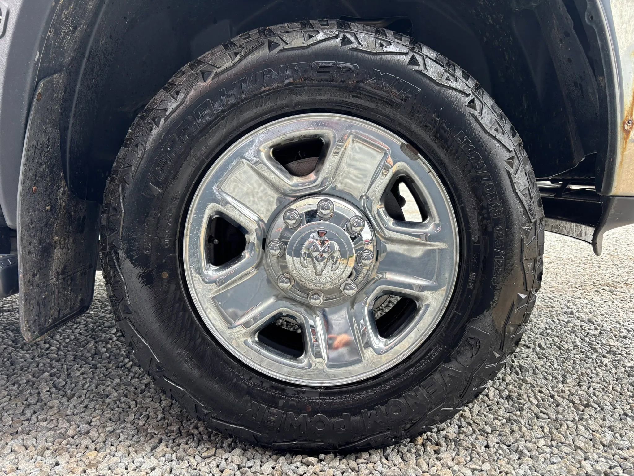 Used 2018 RAM 3500 Tradesman w/ Chrome Appearance Group image 8