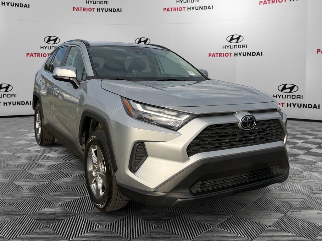 Used 2024 Toyota RAV4 XLE FWD image 1