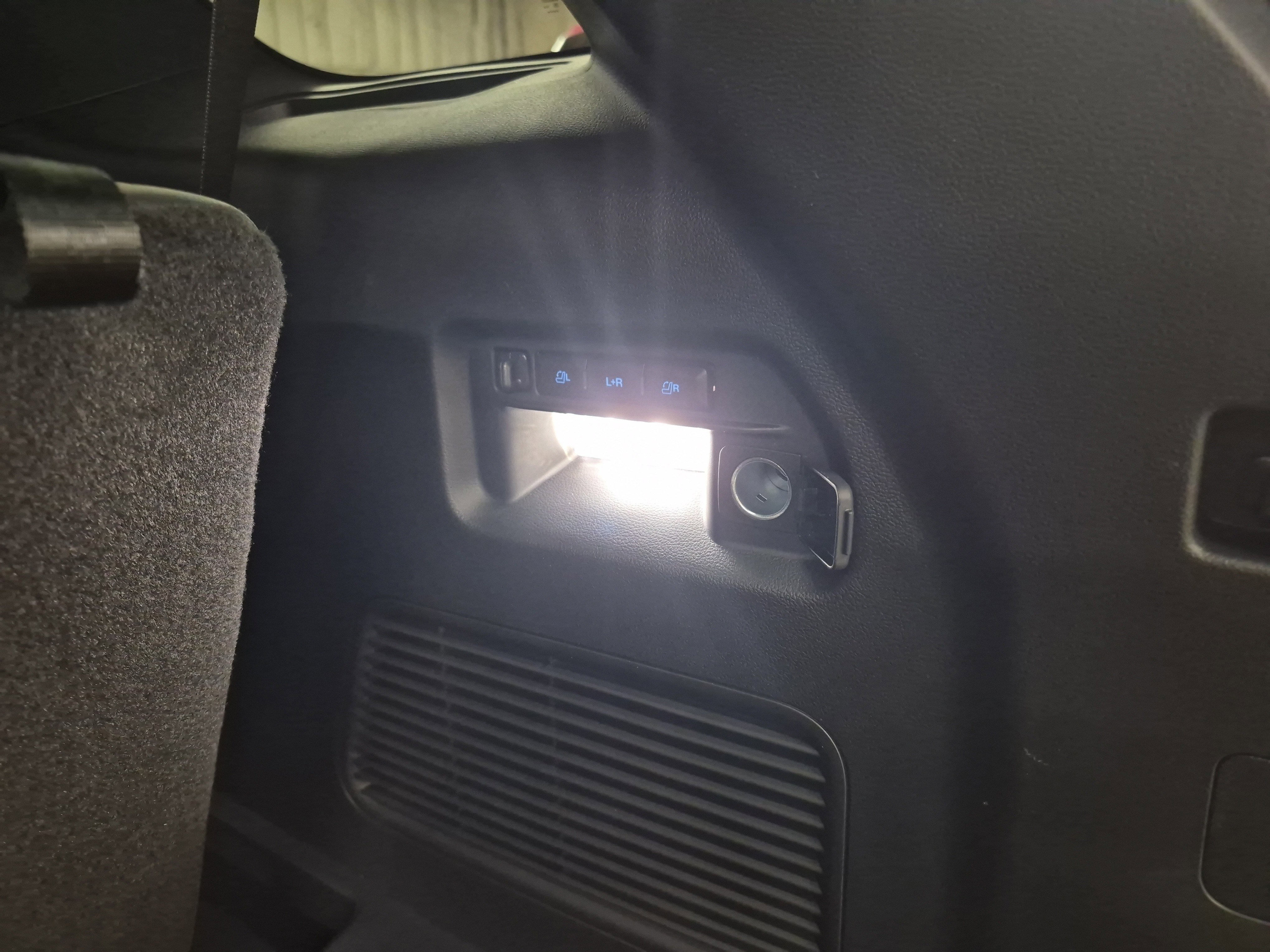 New 2026 Ford Explorer Tremor w/ Tremor Ultimate Package image 18