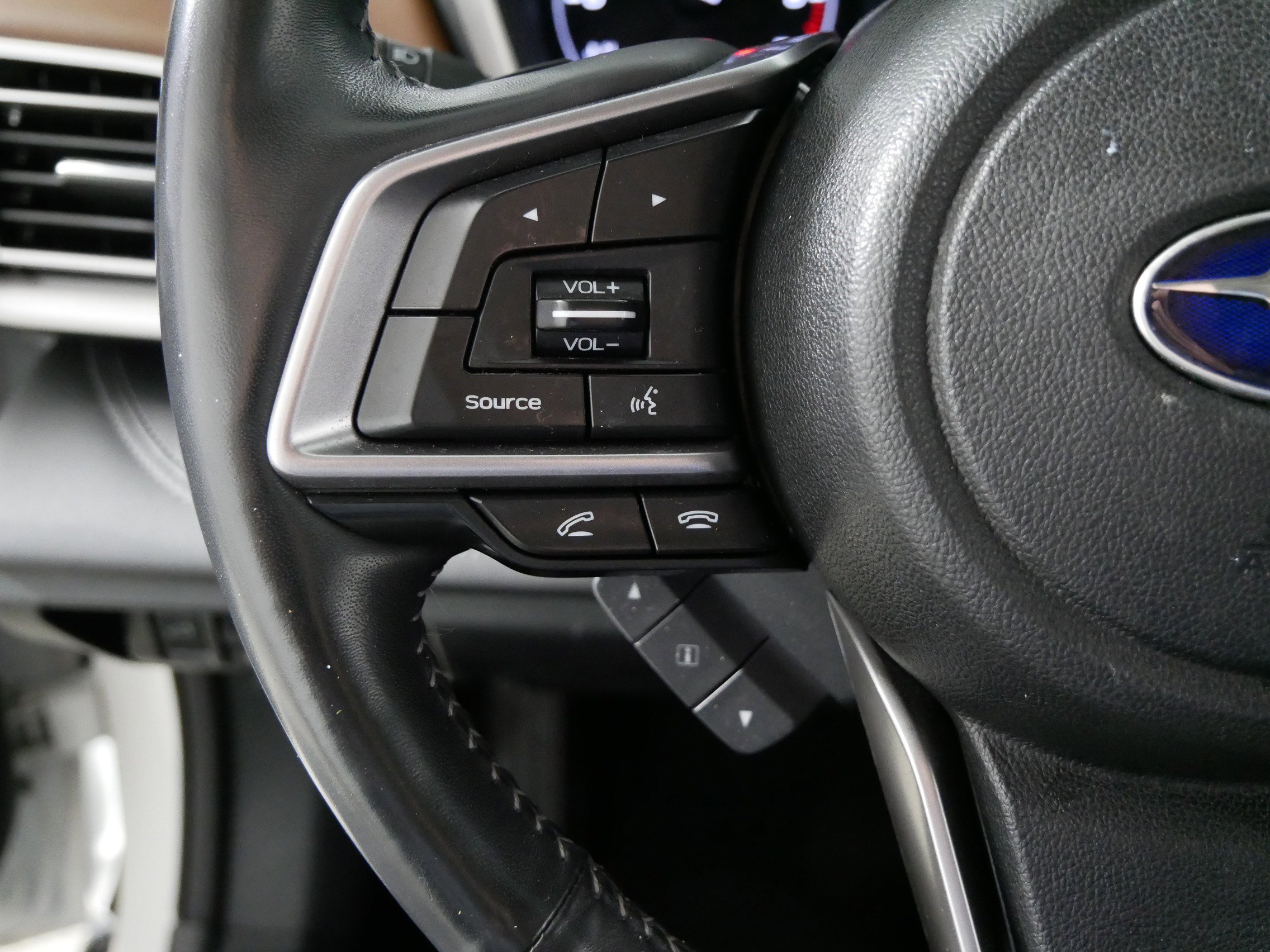 Used 2022 Subaru Outback Touring XT w/ Tech Package 3 image 27