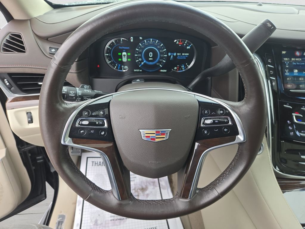 Used 2016 Cadillac Escalade Luxury image 13