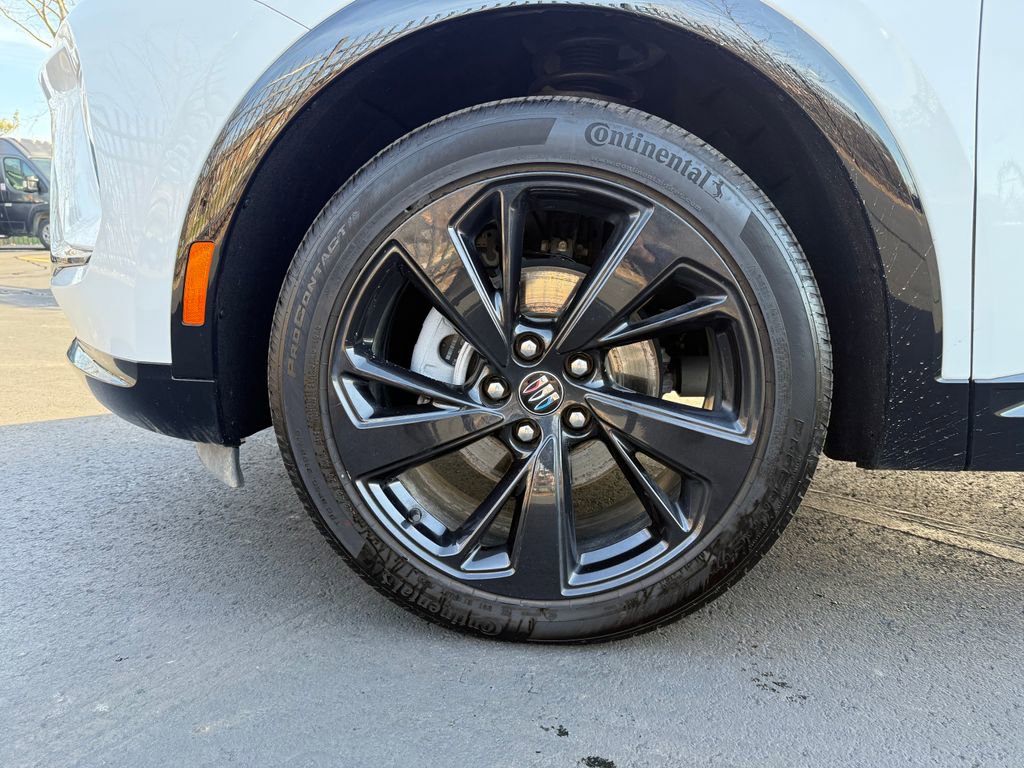 Used 2024 Buick Envision Sport Touring image 10