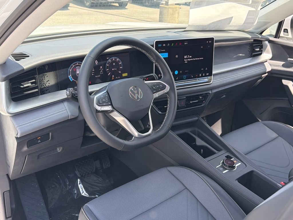 New 2026 Volkswagen Tiguan SE AWD/4WD image 19