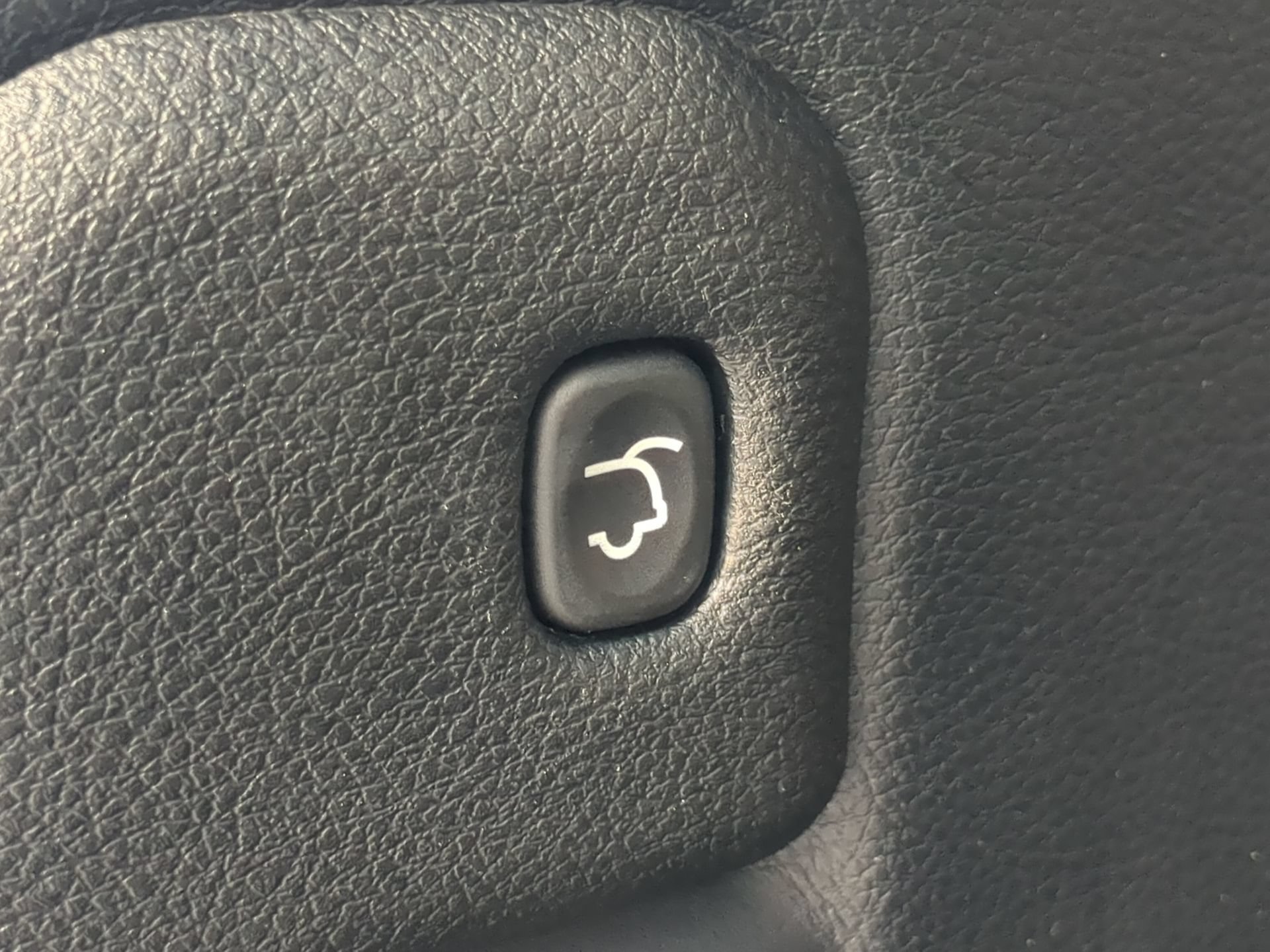 Used 2018 Jeep Grand Cherokee Limited AWD/4WD image 47