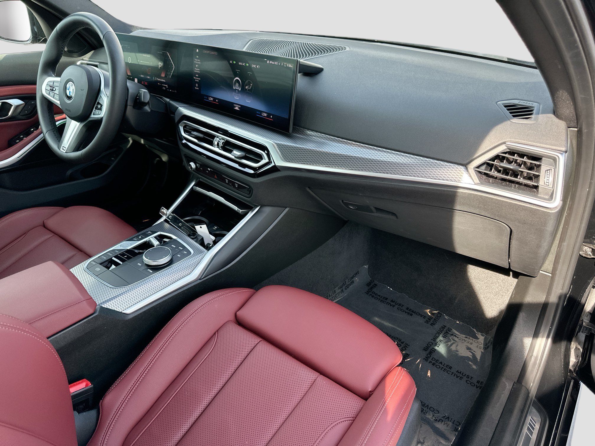 Used 2024 BMW 330i Sedan w/ M Sport Package RWD image 29