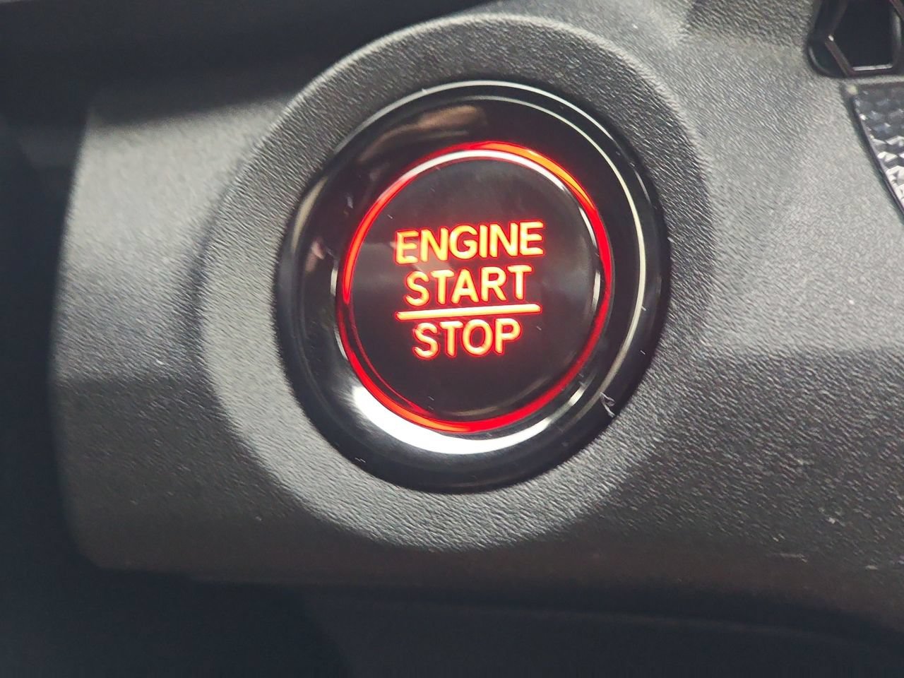 Used 2025 Honda CR-V LX image 17