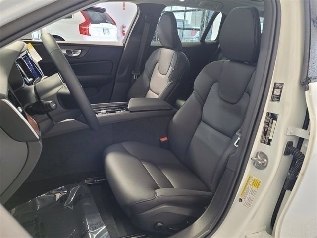 Certified 2026 Volvo V60 B5 Cross Country Plus w/ Protection Package Premier image 4