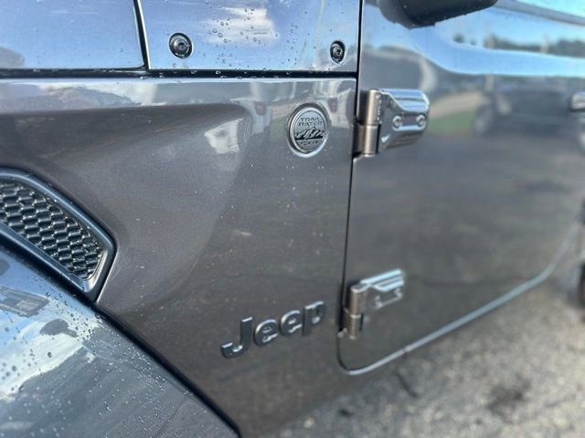 New 2025 Jeep Wrangler Sahara image 14