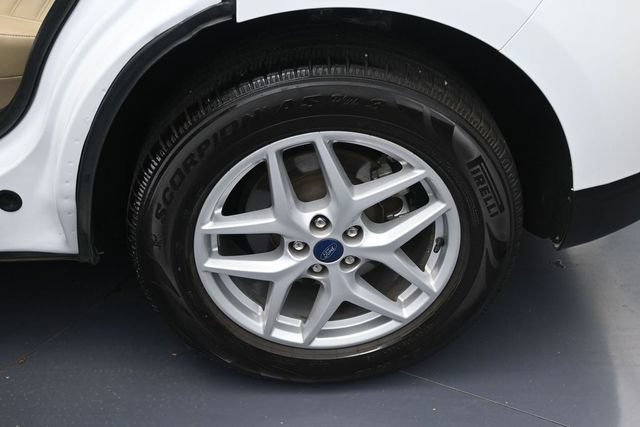 Used 2021 Ford Edge SEL FWD image 12