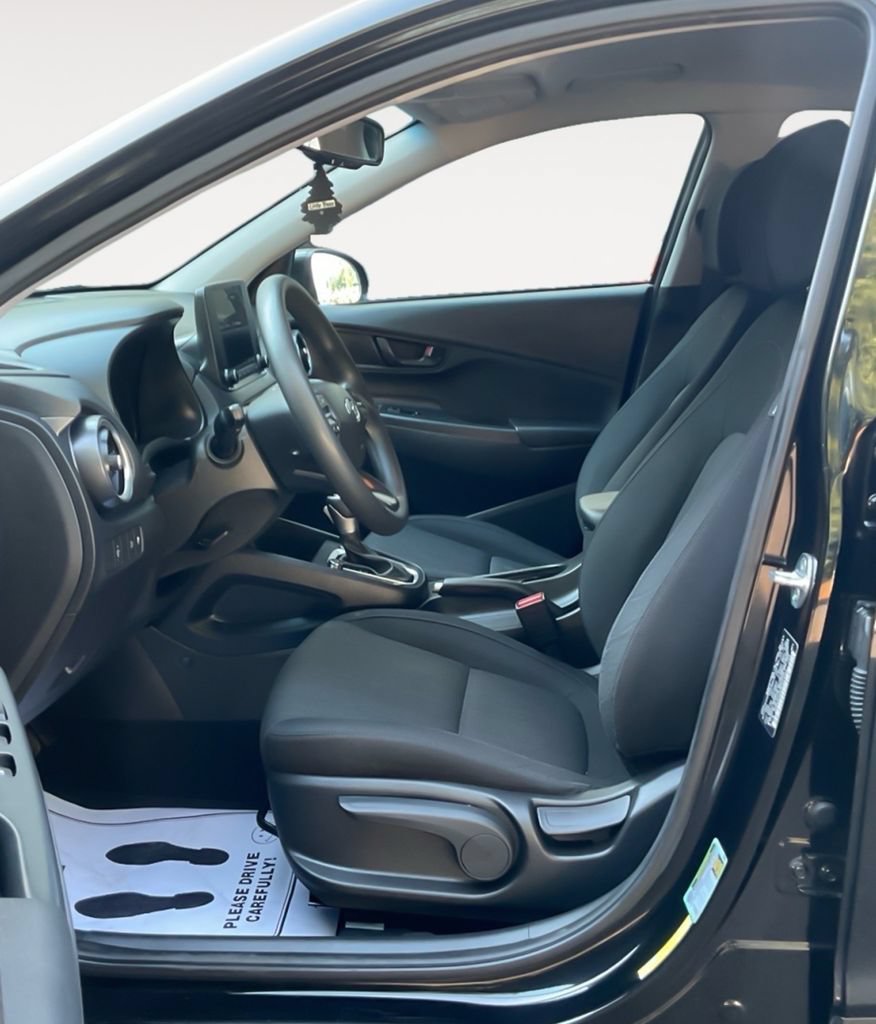Used 2022 Hyundai Kona SEL w/ Cargo Package FWD image 13