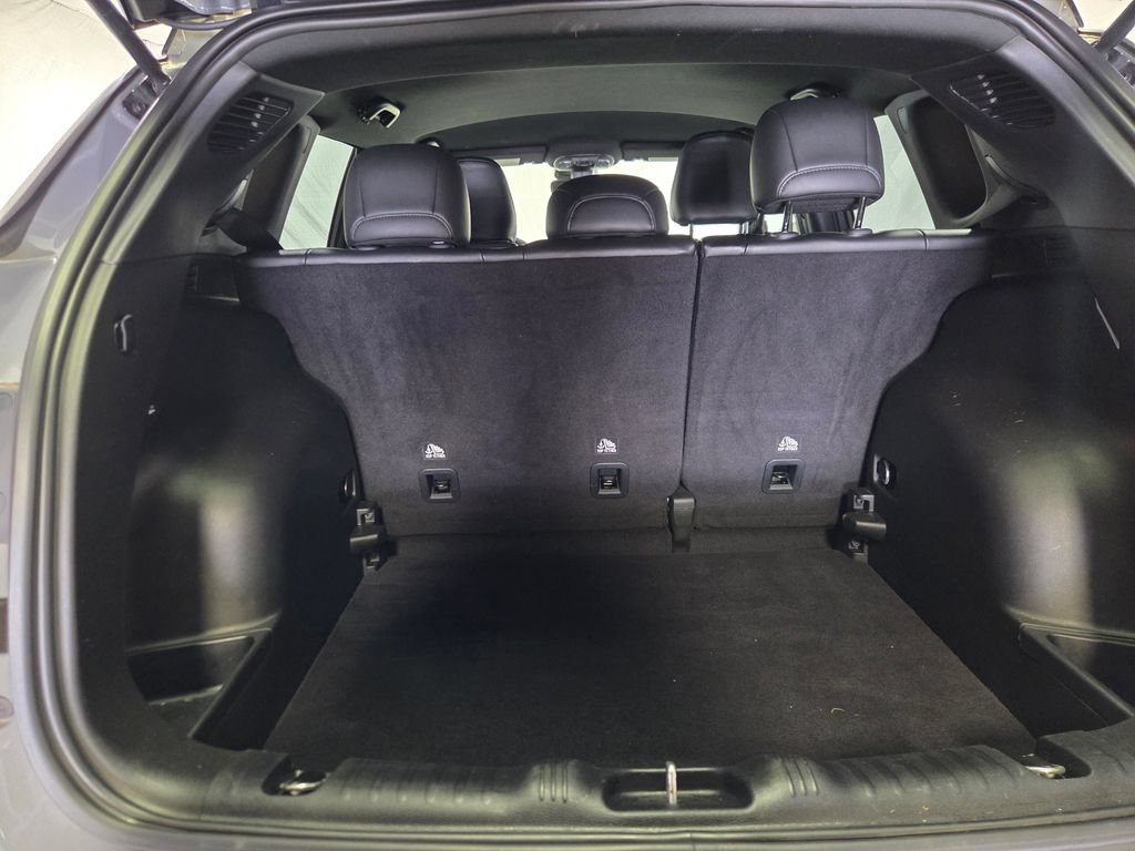 Certified 2023 Jeep Compass Limited AWD/4WD image 25