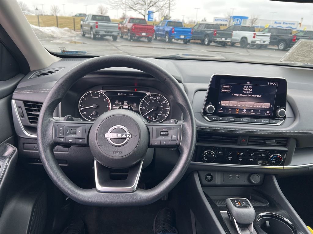 Used 2024 Nissan Rogue S image 21