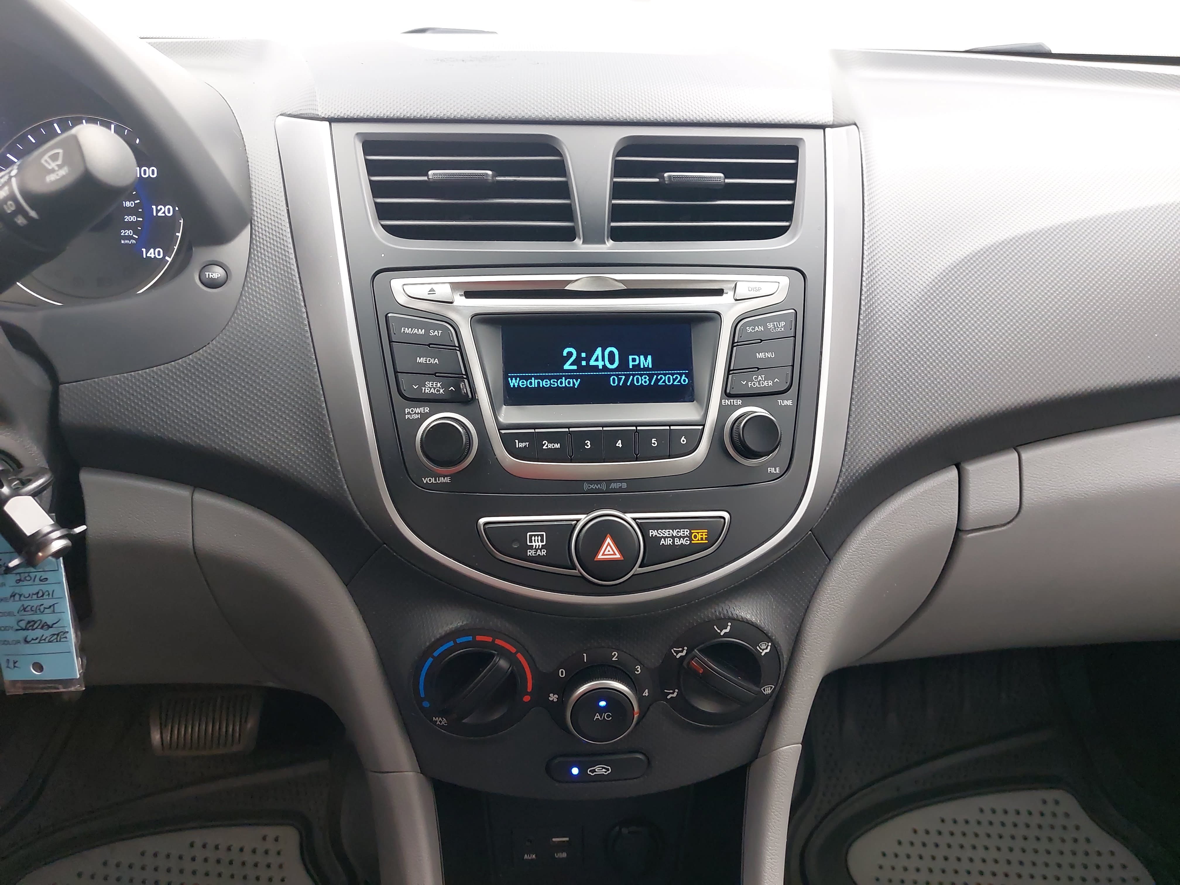 Used 2016 Hyundai Accent SE FWD image 19