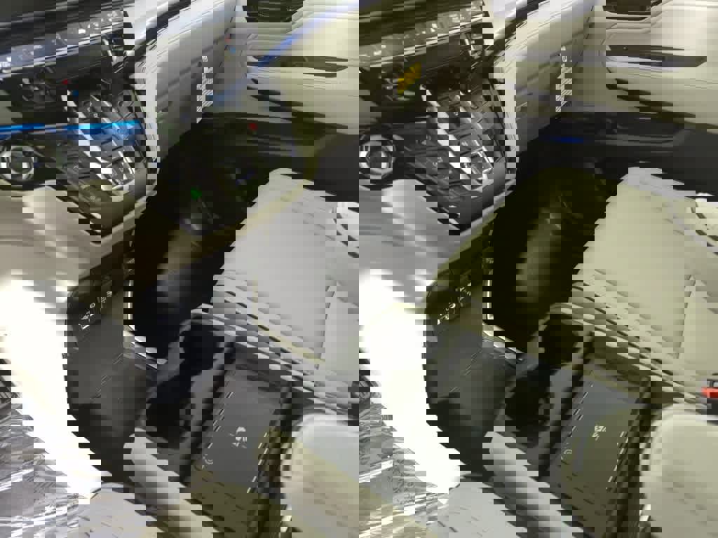 New 2026 Honda Odyssey Touring image 18