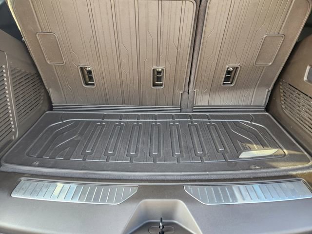 Used 2024 GMC Yukon Denali image 32