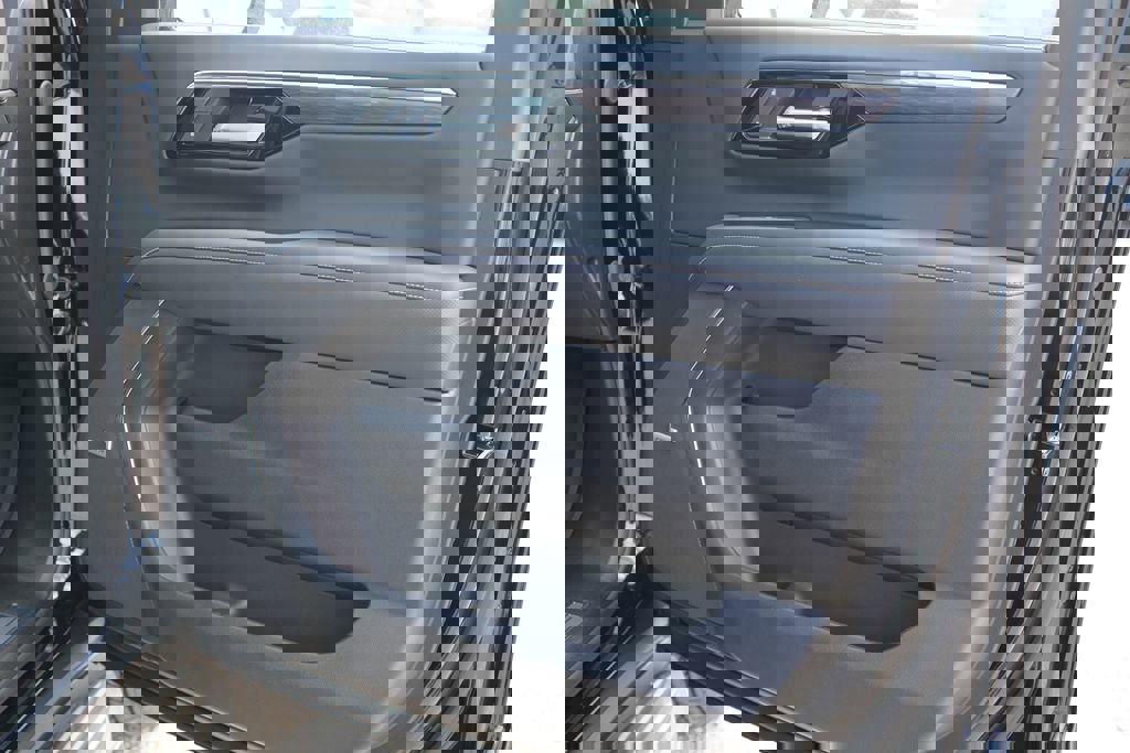 New 2026 Chevrolet Tahoe Premier image 19