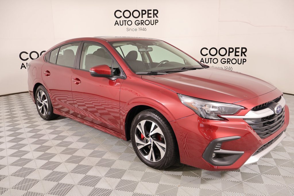 Used 2025 Subaru Legacy Premium image 1