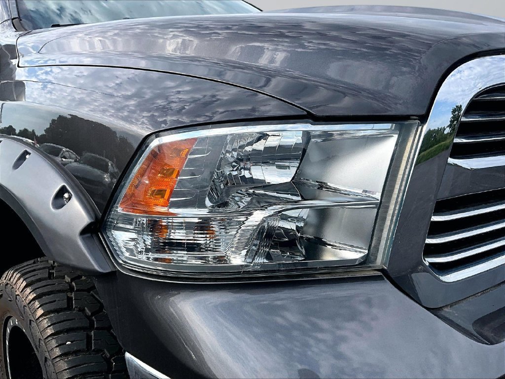 Used 2018 RAM 1500 Big Horn AWD/4WD image 30
