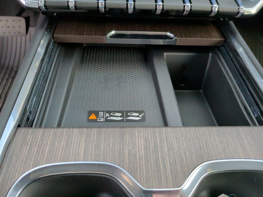 New 2026 GMC Acadia Denali w/ Super Cruise Package image 29