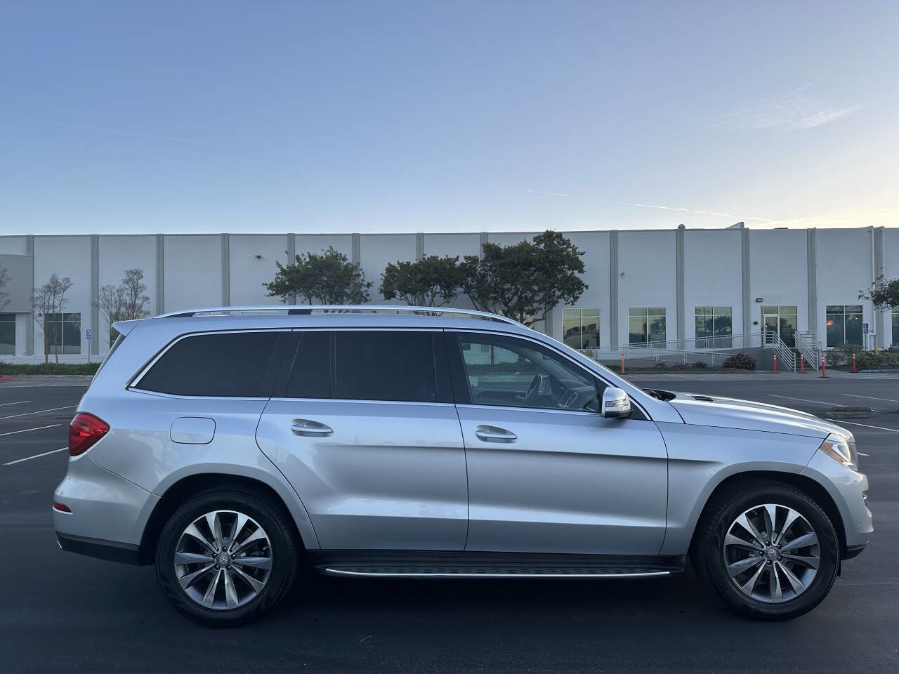 Used 2013 Mercedes-Benz GL 450 4MATIC image 8