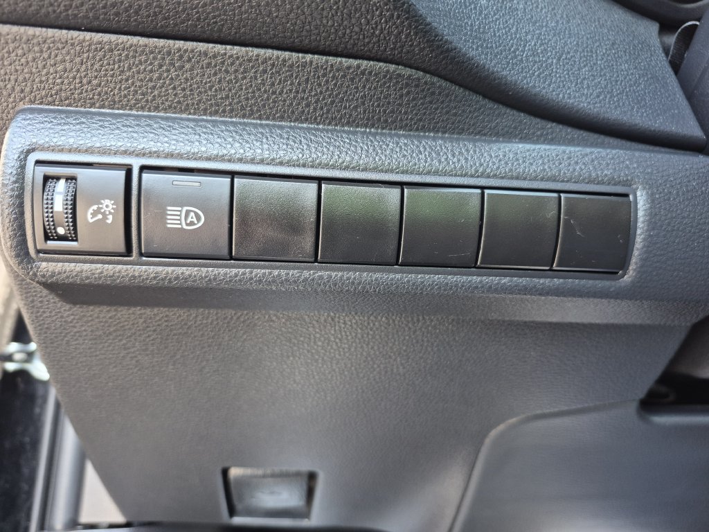 Used 2024 Toyota Corolla LE FWD image 24