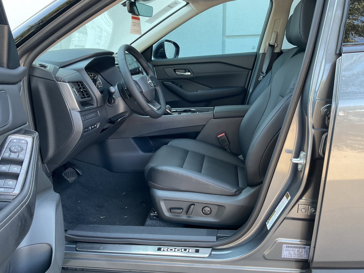 New 2026 Nissan Rogue Dark Armor FWD image 8