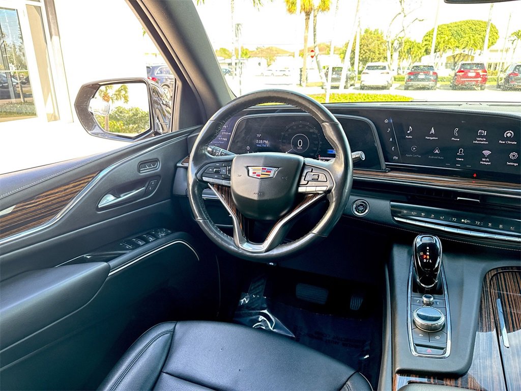 Used 2023 Cadillac Escalade Luxury image 22