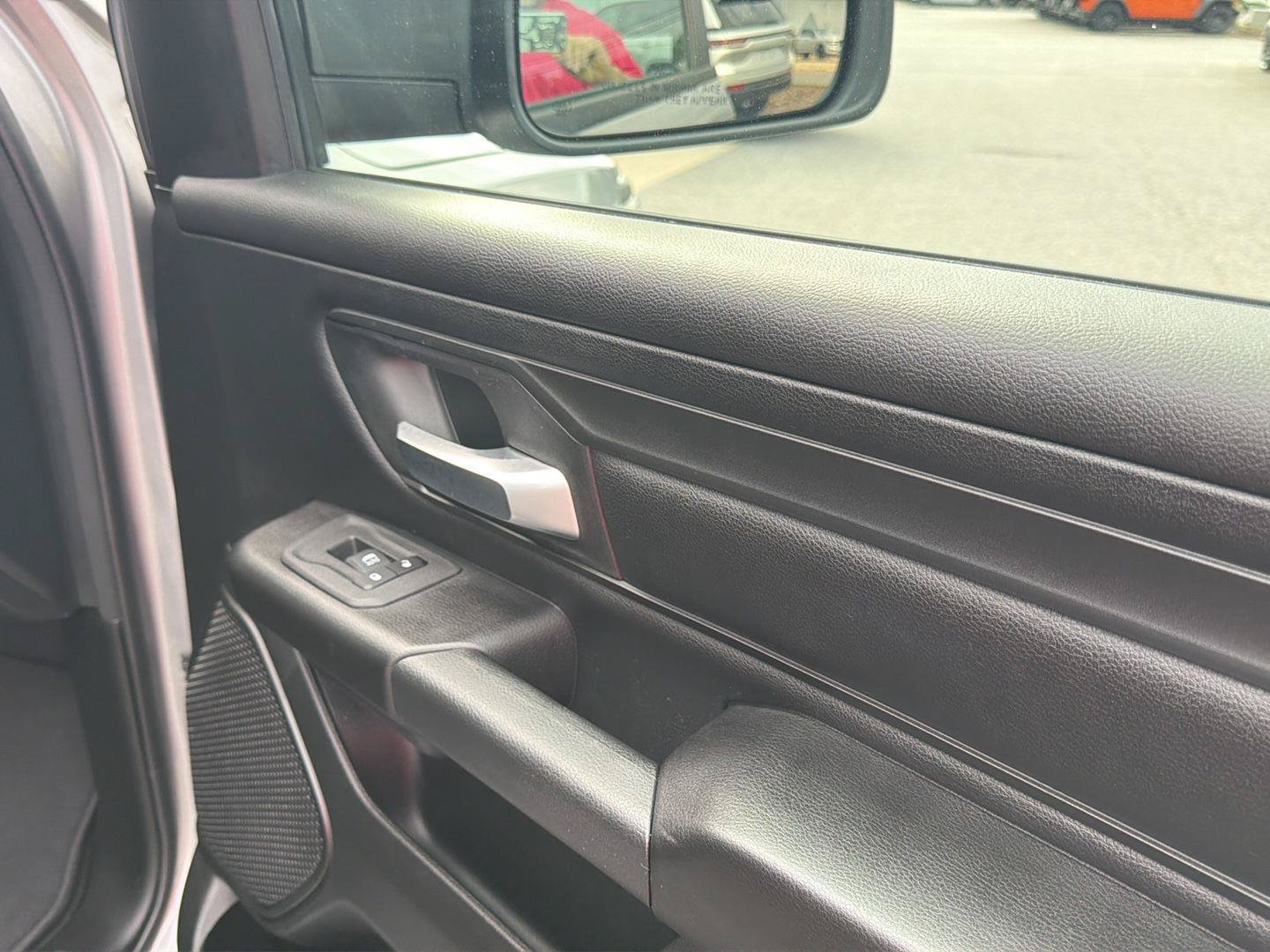 Used 2025 RAM 1500 Tradesman AWD/4WD image 7