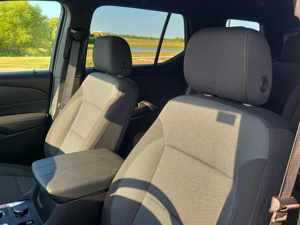 Used 2023 Chevrolet Traverse LT AWD/4WD image 16