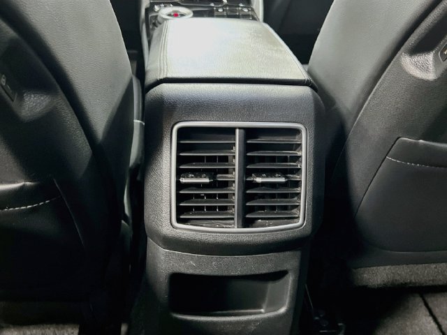 Certified 2025 Kia Sportage EX w/ EX Premium Package AWD/4WD image 26