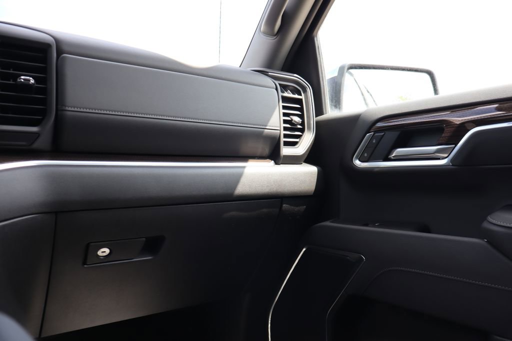 New 2026 Chevrolet Silverado 1500 LT image 40