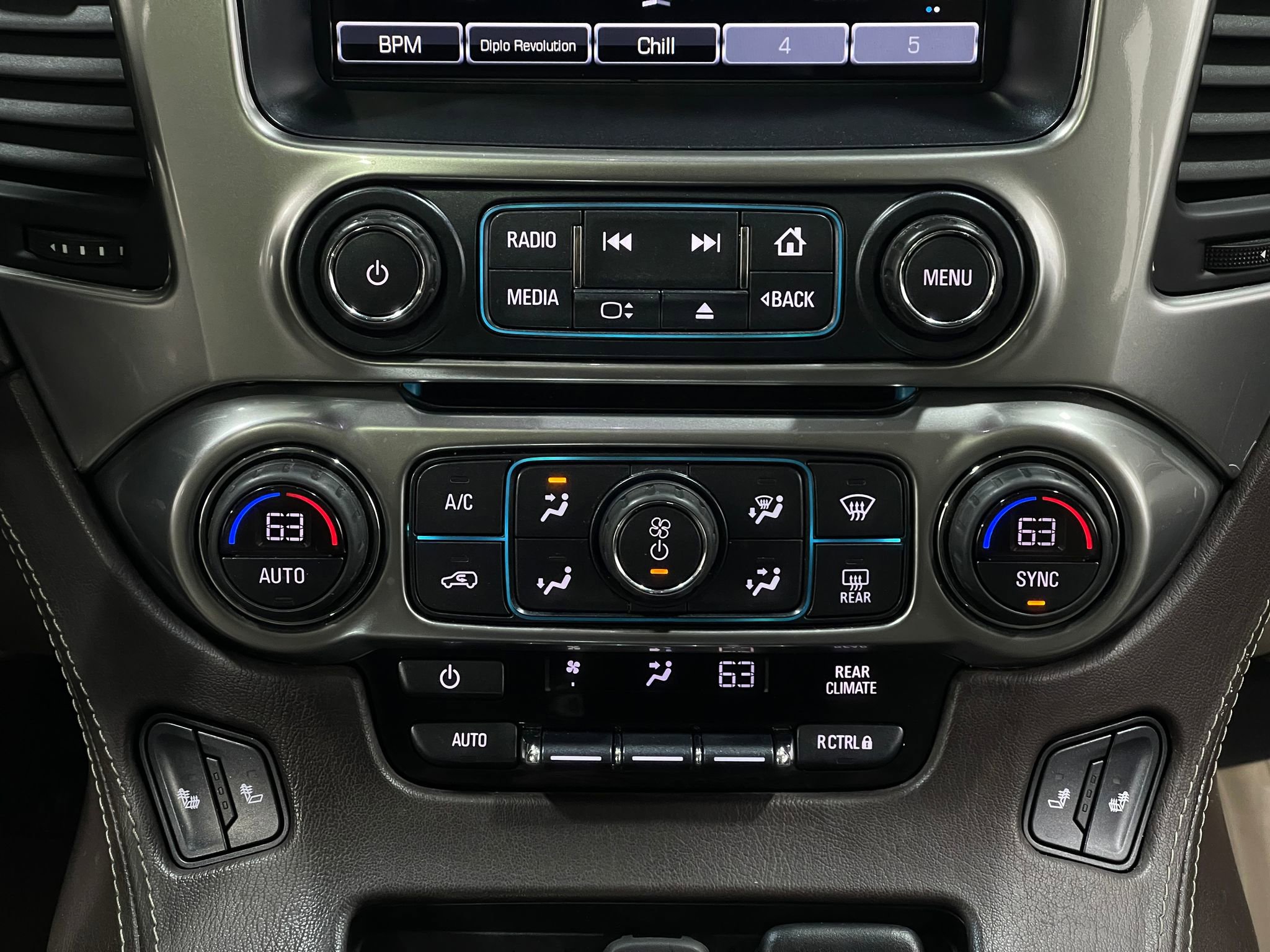 Used 2018 Chevrolet Tahoe LT AWD/4WD image 26
