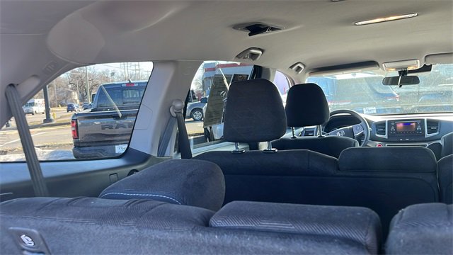 Used 2019 Honda Pilot LX image 37
