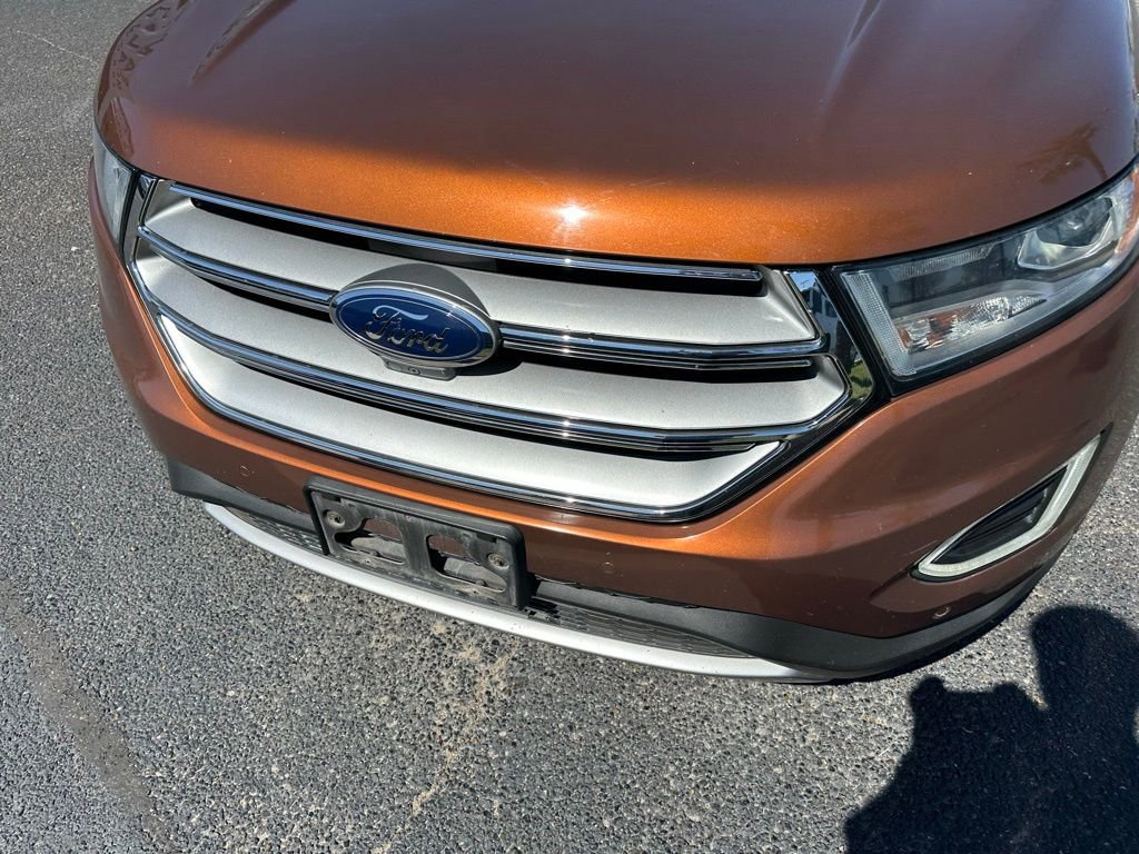 Used 2017 Ford Edge Titanium w/ Equipment Group 302A image 10